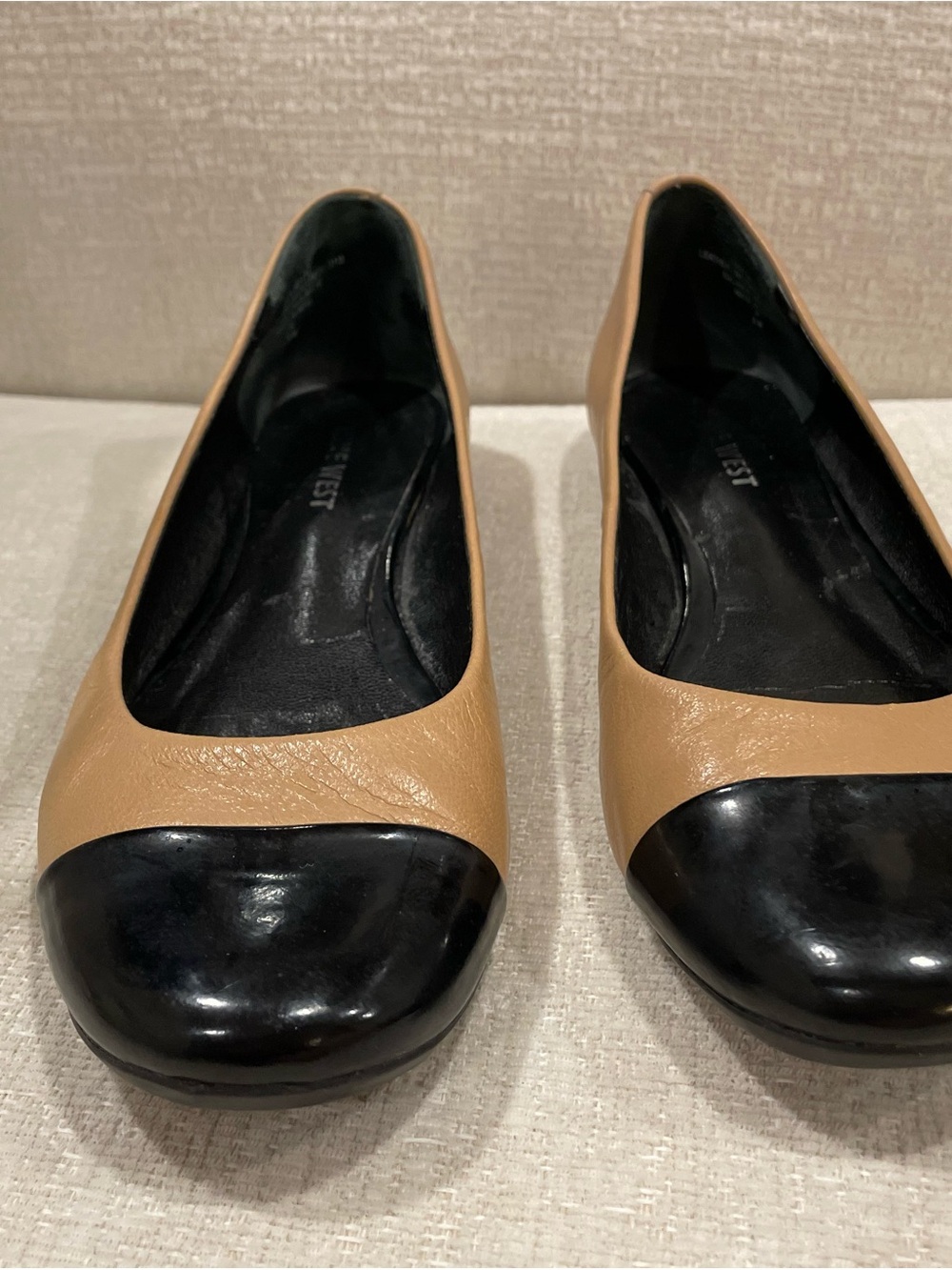 Nine West Women’s Size 5 Camel Tan Black Cap Toe Ballet Flats